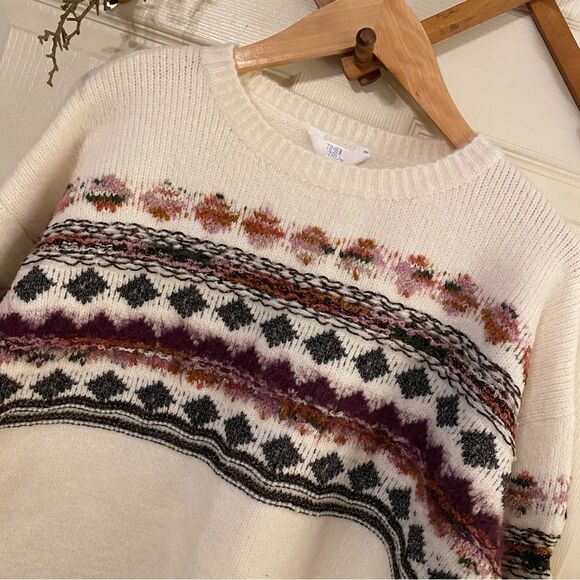 Time and Tru Women's Sweater - Cream with Multicolor Pattern - Picture 4 of 7